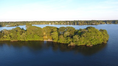 Wequaquet Lake Home For Sale in Centerville Massachusetts