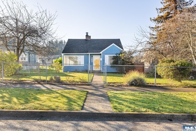 Strait Juan de Fuca  Home Active Under Contract in Port Angeles Washington