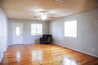 This is a very nice home on a nice quiet street in Cordell