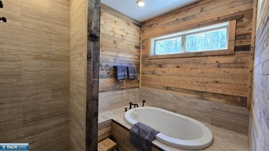 Experience sweeping 180-degree views of Crane Lake from - photo 20