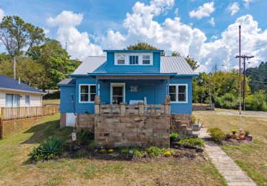 Lake Home For Sale in Manchester, Kentucky