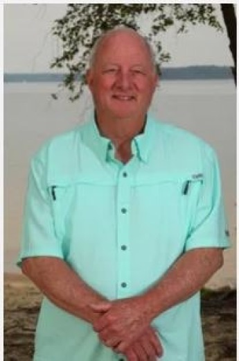 Tim Richardson with Pointe Realty Group Kerr Lake in VA advertising on LakeHouse.com