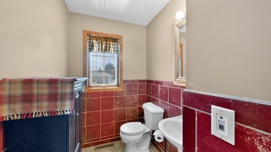 Welcome home to this beautifully maintained 3-bedroom home - photo 29