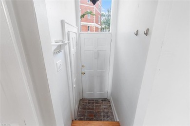 Elizabeth River Condo For Sale in Norfolk Virginia
