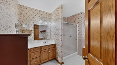 Welcome home to this beautifully maintained 3-bedroom home - photo 35