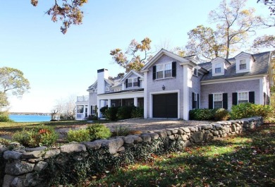 Atlantic Ocean - Nantucket Sound Home For Sale in Vineyard Haven Massachusetts