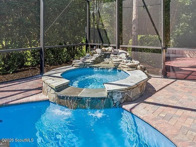 Immaculate and beautifully appointed, this luxury residence - photo 6