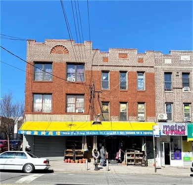 Amazing mixed-use buildings being sold as a package deal with - photo 5