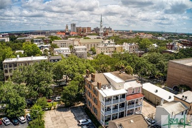 This classic Savannah gray brick townhome, located in the heart - photo 9
