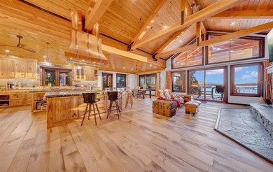 Welcome to your dream mountain retreat - a newer custom estate - photo 6