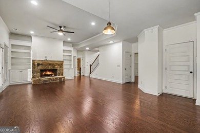Welcome to your move-in-ready home! This well-maintained - photo 10