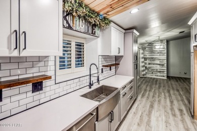 FULLY DETACHED CASITA! This beautifully-maintained home is - photo 12