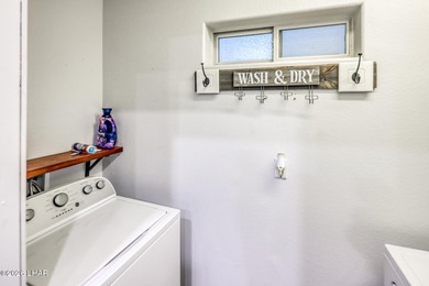 FULLY DETACHED CASITA! This beautifully-maintained home is - photo 19