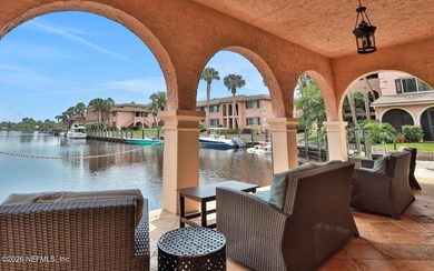 Beautifully updated 2-bedroom, 2-bathroom home located in a - photo 22