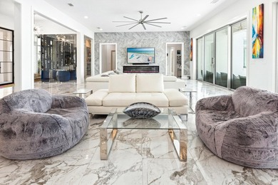 Rare Bayfront Opportunity. Constructed with concrete and just 3 - photo 9