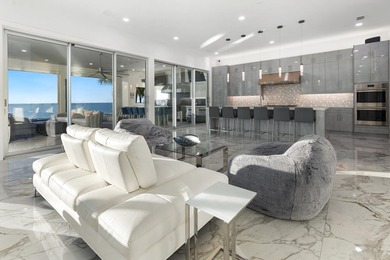 Rare Bayfront Opportunity. Constructed with concrete and just 3 - photo 10