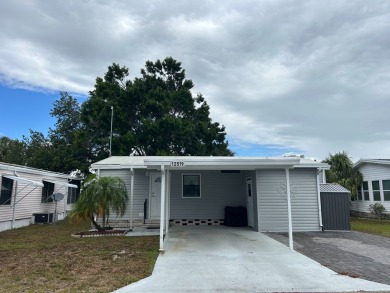 Lake Home For Sale in Odessa, Florida