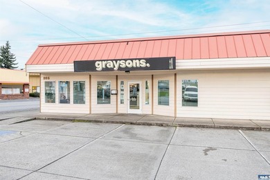 A great opportunity to own a turn key restaurant. Our local - photo 3