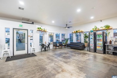 A great opportunity to own a turn key restaurant. Our local - photo 6