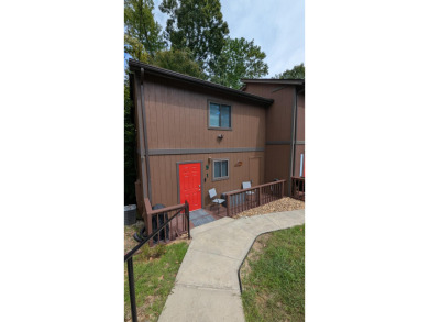 Lake Cumberland Condo For Sale in Jamestown Kentucky