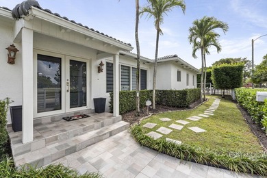 Beautiful 3 bedroom 3 bath pool home ideally situated on a - photo 3