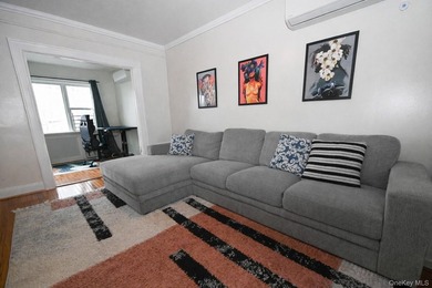 MOVE RIGHT INTO THIS WELL MAINTAINED 2 FAMILY SEMI-ATTACHED HOME - photo 22