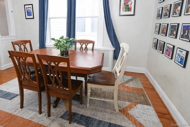 MOVE RIGHT INTO THIS WELL MAINTAINED 2 FAMILY SEMI-ATTACHED HOME - photo 24