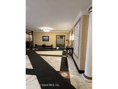 Discover this beautifully updated 2 bedroom, 2 bathroom with a - photo 6