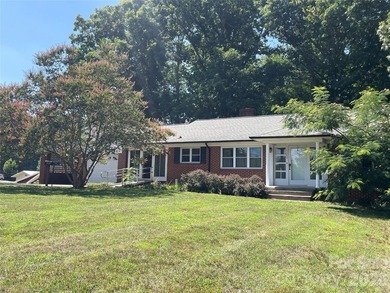 Situated on 2.93 beautiful acres, surrounded by nature. Back - photo 3
