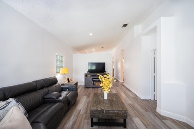 DON'T DELAY, BUY TODAY! This upgraded 4-bedroom, 2.5-bathroom - photo 11