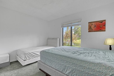 Beautifully upgraded corner unit with stunning lake views from - photo 19