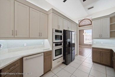 Located in Glen Lakes, this beautiful 1994 Lindhorst Custom pool - photo 20