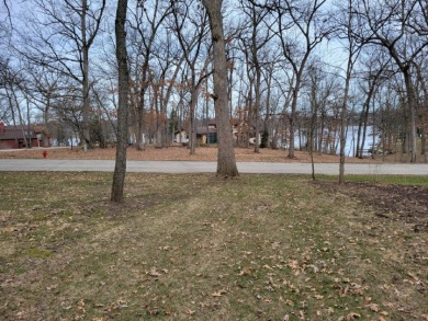 Lake Summerset Lot For Sale in Lake Summerset Illinois