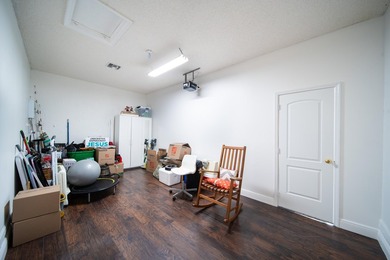 DON'T DELAY, BUY TODAY! This upgraded 4-bedroom, 2.5-bathroom - photo 32