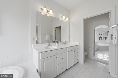 Prime End-Unit in the Prestigious Bear Creek Section of River - photo 33