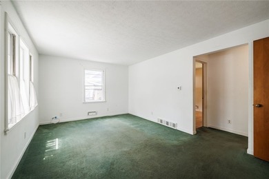 Welcome to this spacious Cape Cod, ideally located in a - photo 8