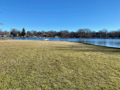 Chain O Lakes - Fox River Lot Sale Pending in Mchenry Illinois