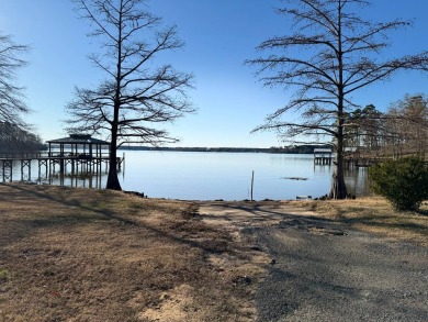 Lake Home For Sale in Zwolle, Louisiana