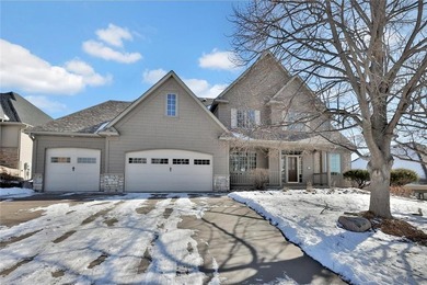 Kohlman Lake Home For Sale in Maplewood Minnesota