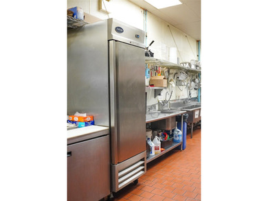 D'Melting Pot is a fully equipped, turnkey restaurant located in - photo 27