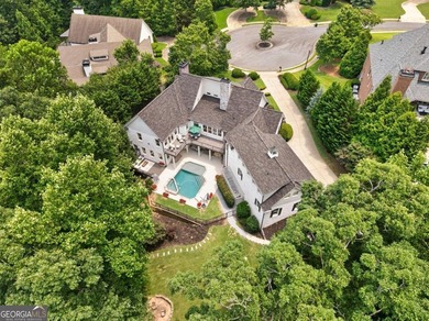 Tucked inside an exclusive gated enclave of just 12 custom homes - photo 2