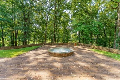 Welcome to your dream home overlooking the lake & pristine - photo 4