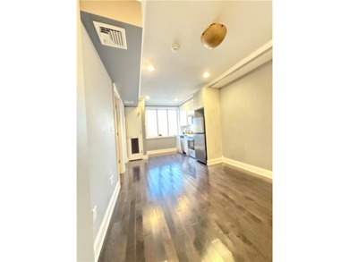 Attention property investors-this is a rare opportunity you - photo 6