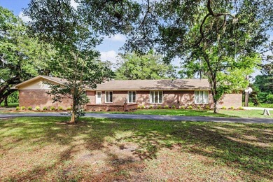Gilbert Pond Home Active Under Contract in Tallahassee Florida