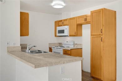 Welcome to 2521 W Sunflower Ave #R8 at Woodside Village, a - photo 8
