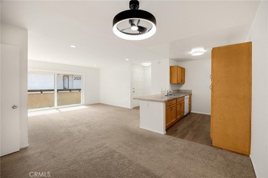Welcome to 2521 W Sunflower Ave #R8 at Woodside Village, a - photo 9