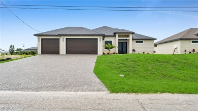 Cape Coral Lakes Area Home For Sale in Cape Coral Florida