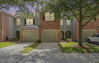 (private lake, pond, creek) Condo For Sale in Jacksonville Florida