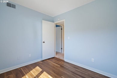 Riverpoint offers contemporary resort-like living and the rare - photo 31