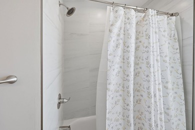 Nestled on a picturesque cul-de-sac, this exceptional, freshly - photo 33